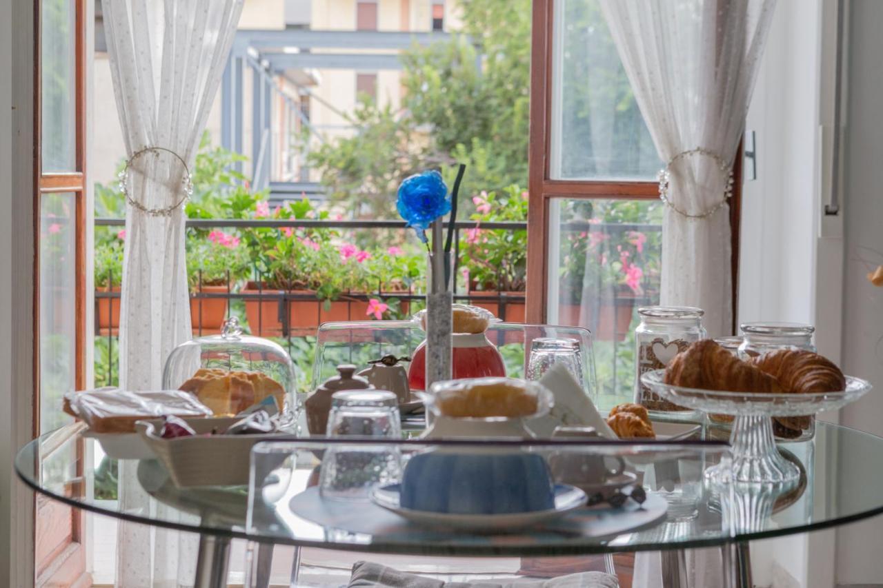 Casa Luisa Bed & Breakfast ซาแลร์โน ภายนอก รูปภาพ