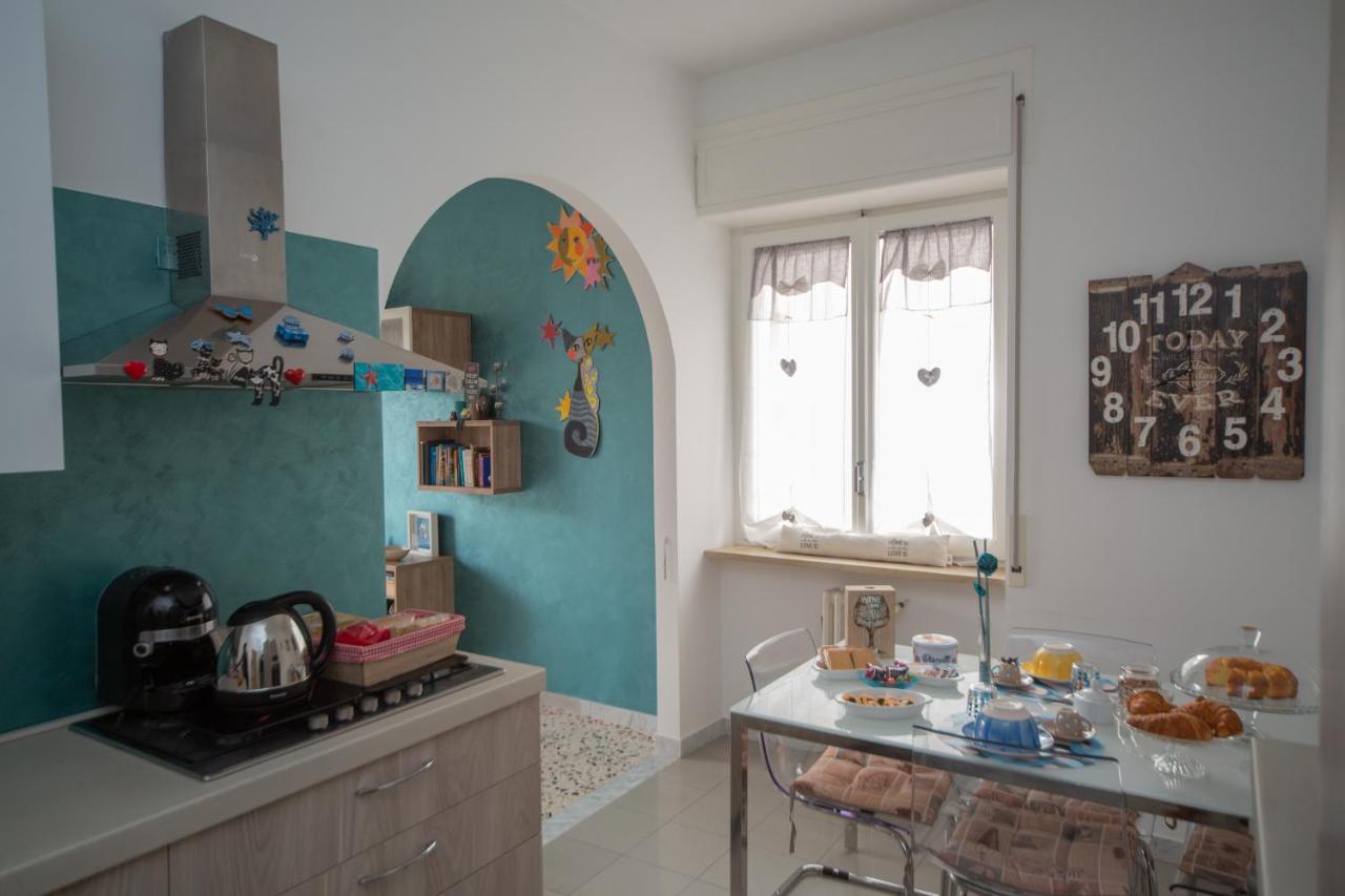 Casa Luisa Bed & Breakfast ซาแลร์โน ภายนอก รูปภาพ