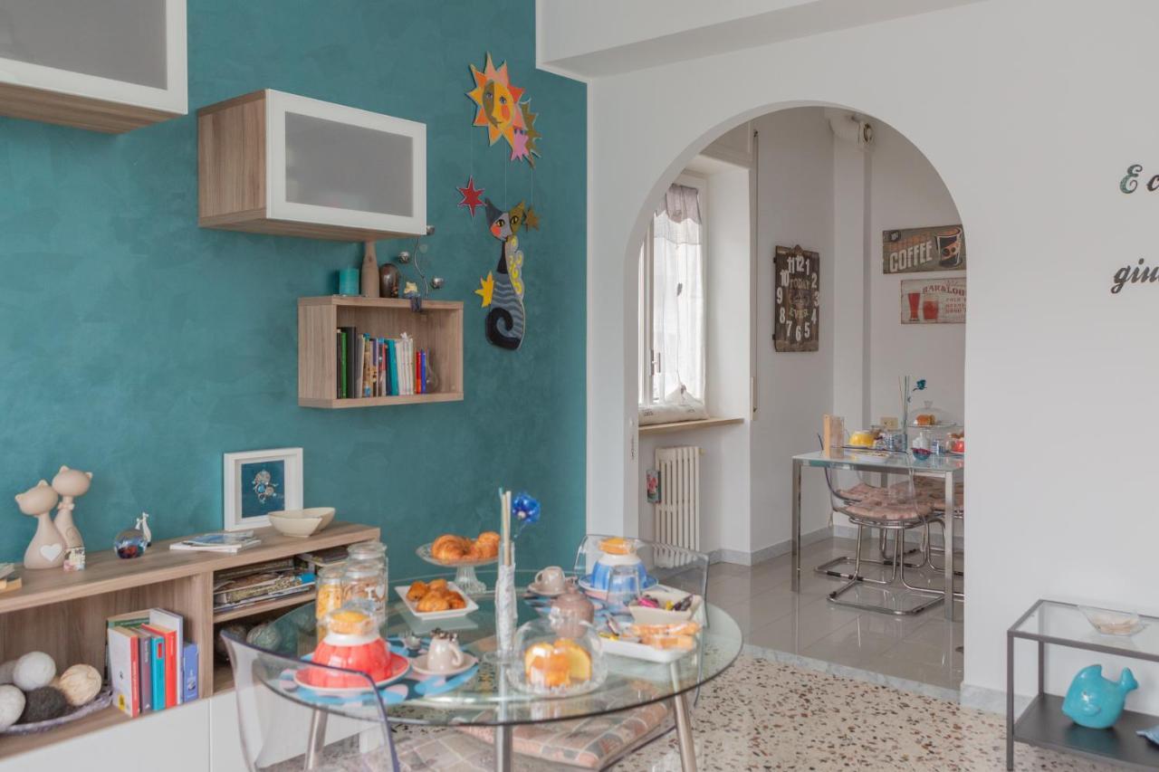 Casa Luisa Bed & Breakfast ซาแลร์โน ภายนอก รูปภาพ