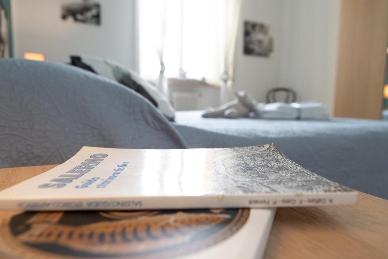 Casa Luisa Bed & Breakfast ซาแลร์โน ภายนอก รูปภาพ