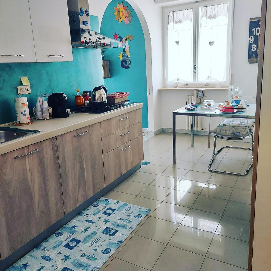 Casa Luisa Bed & Breakfast ซาแลร์โน ภายนอก รูปภาพ